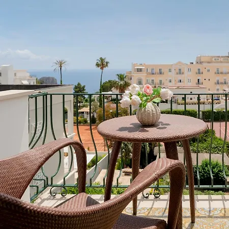 Blue Fuorlovado Apartment Capri